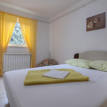 Apartments & Rooms Josephine Senj  Zewnętrze zdjęcie