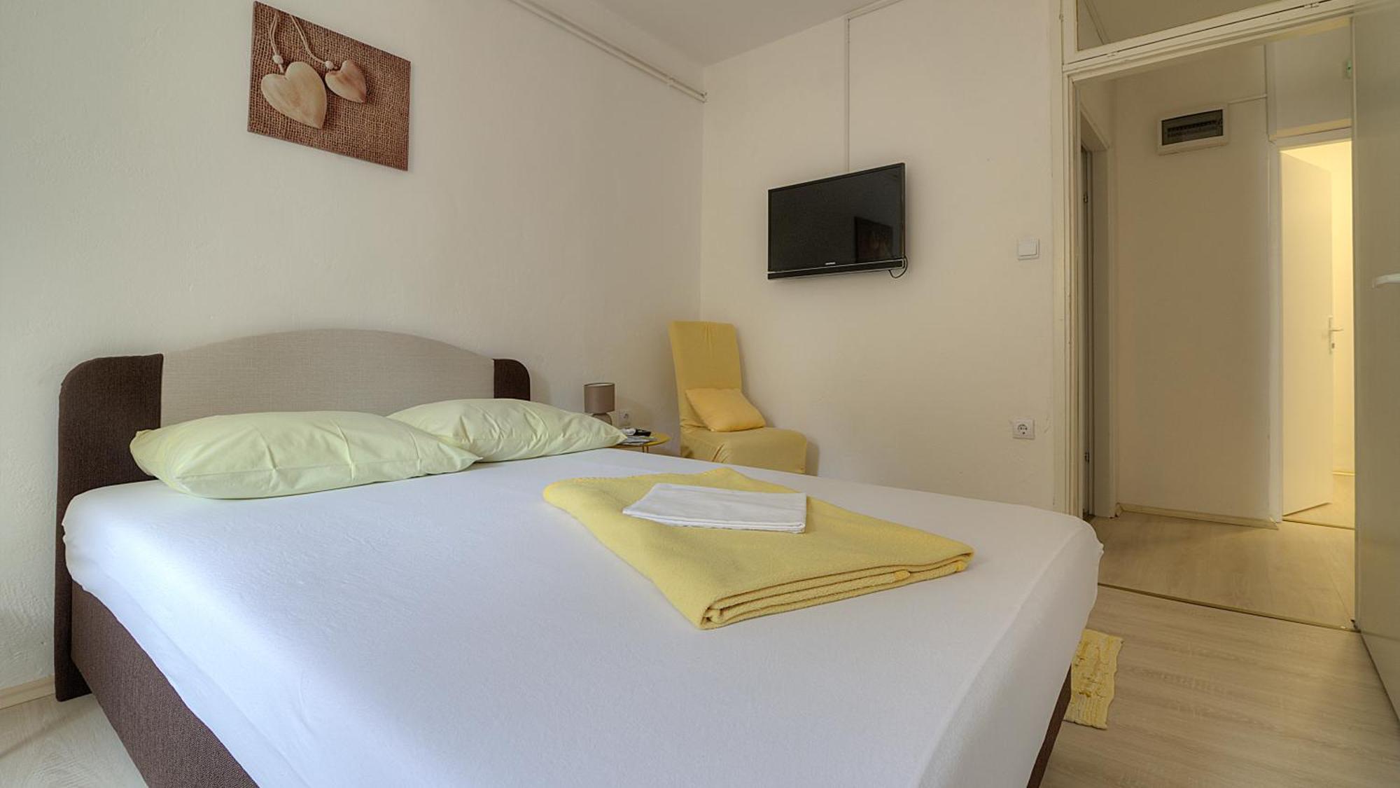 Apartments & Rooms Josephine Senj  Zewnętrze zdjęcie