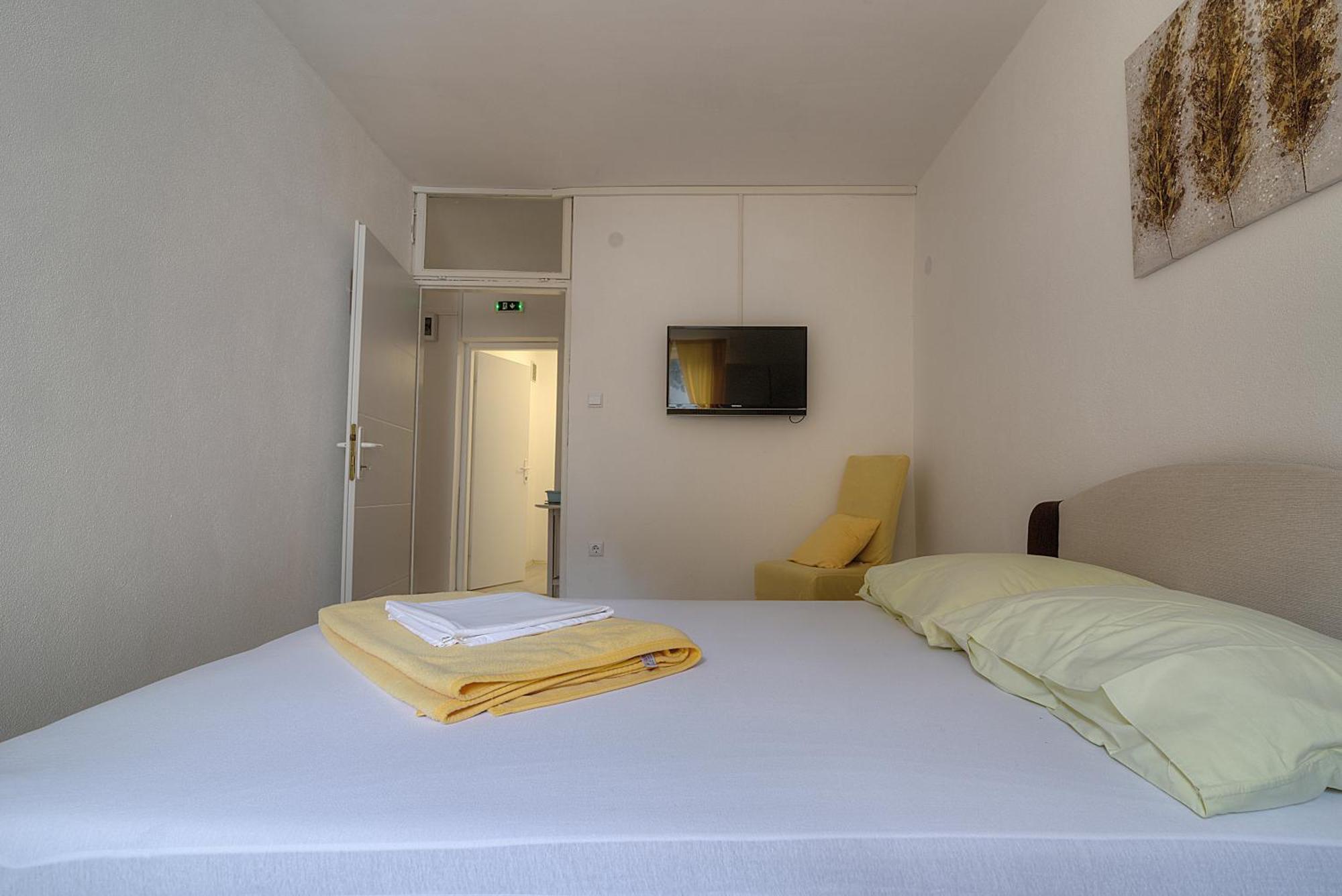 Apartments & Rooms Josephine Senj  Zewnętrze zdjęcie