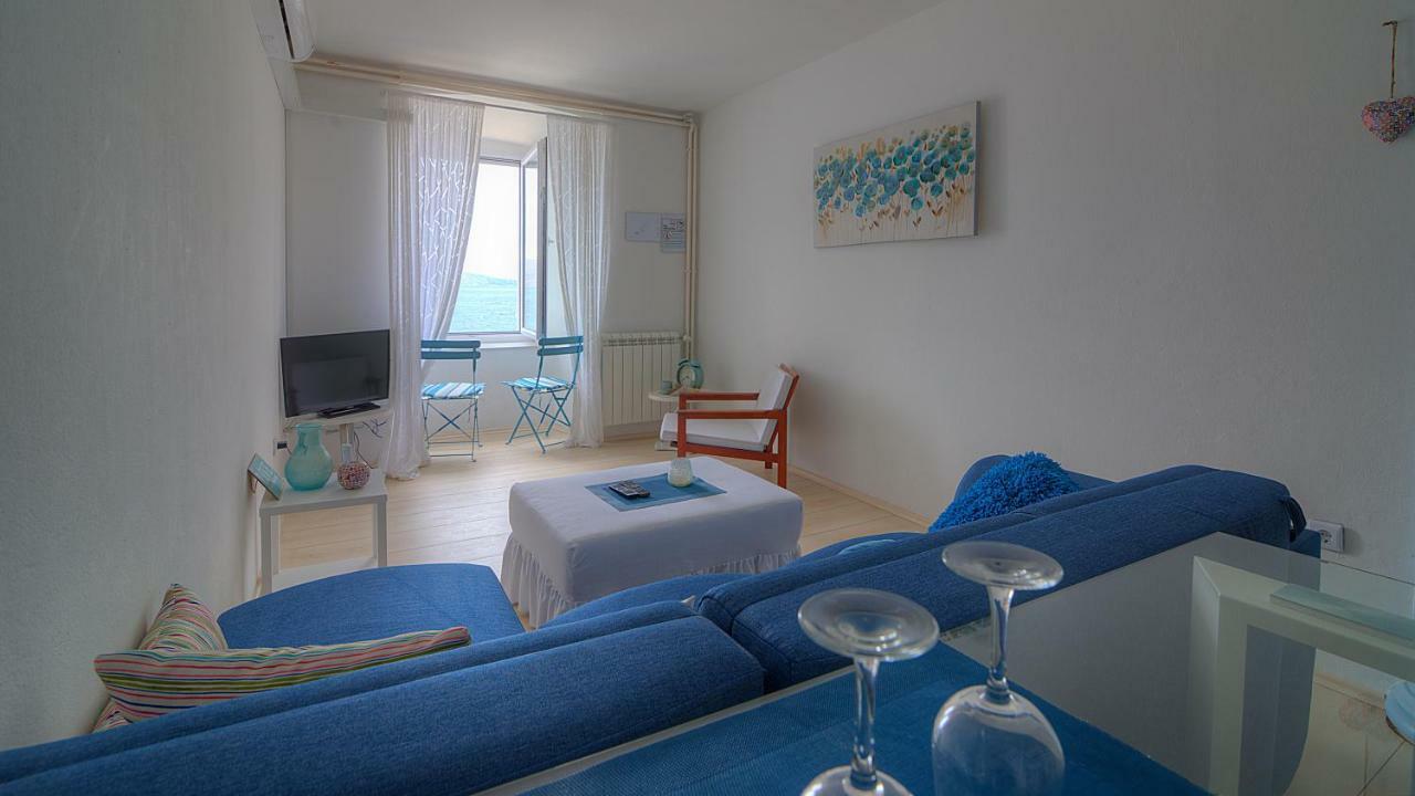 Apartments & Rooms Josephine Senj  Zewnętrze zdjęcie