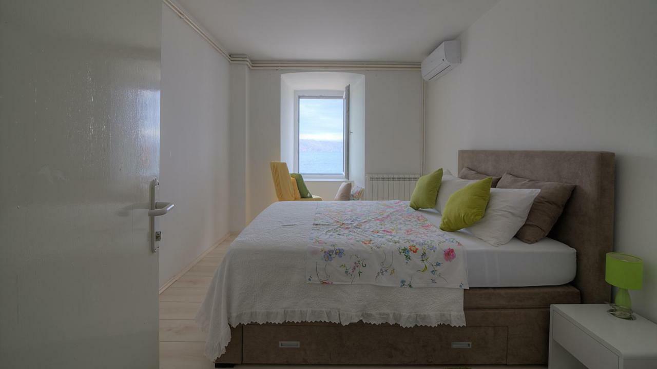 Apartments & Rooms Josephine Senj  Zewnętrze zdjęcie