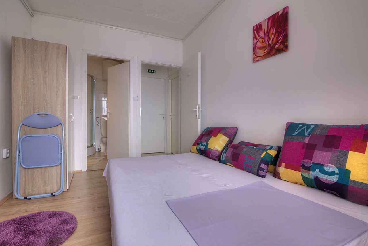 Apartments & Rooms Josephine Senj  Zewnętrze zdjęcie